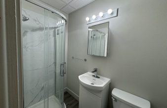 60 2 Perreault E Salle De Bain A